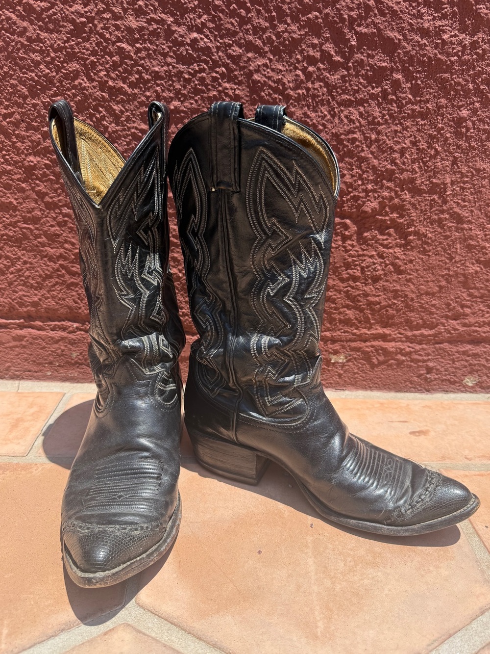 Vintage Tony Lama Wingtip Black Leather Cowboy Boots 6816 9D